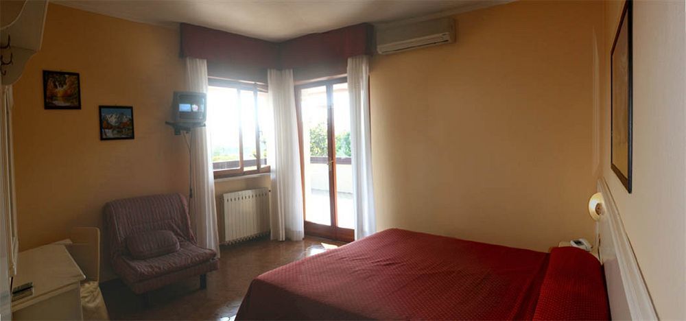 Residence Miralago Rooms & Apartments Manerba del Garda Eksteriør billede