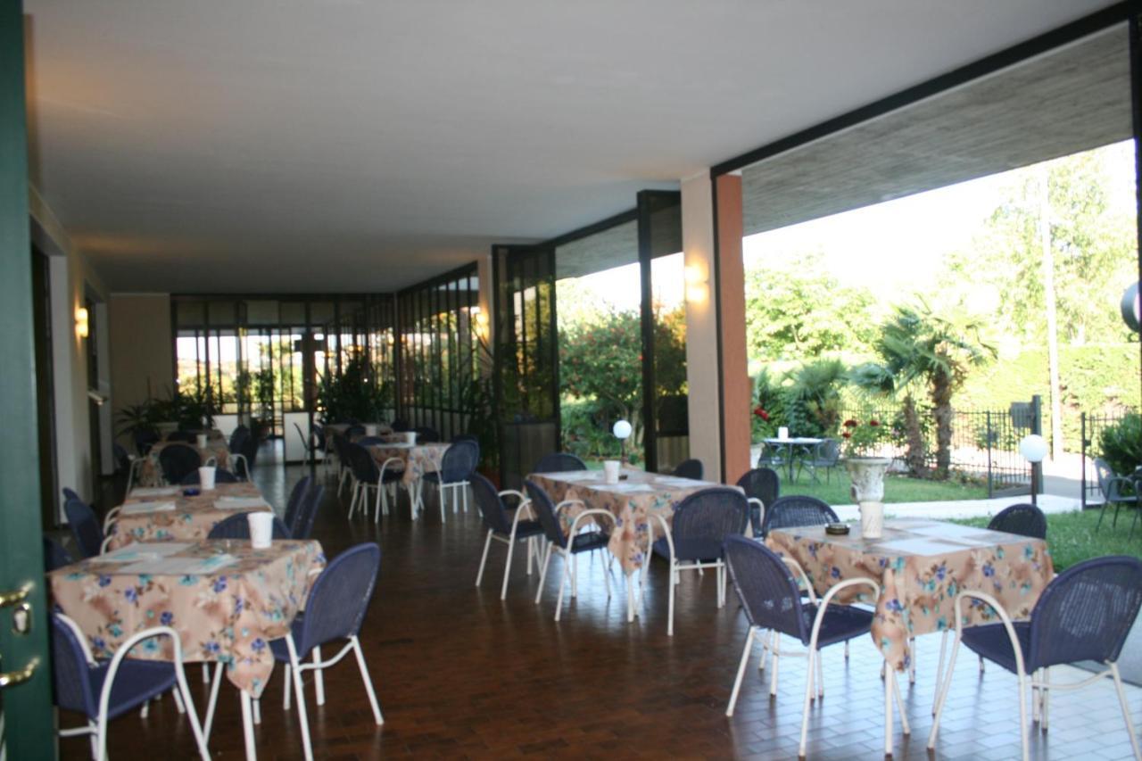 Residence Miralago Rooms & Apartments Manerba del Garda Værelse billede